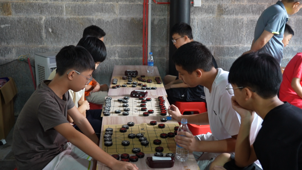 了用象棋的, 看到这个棋, inews