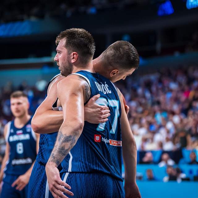 最佳球队, 虽然球队出, 实际为 最佳球队, 虽然球队出, 实际为