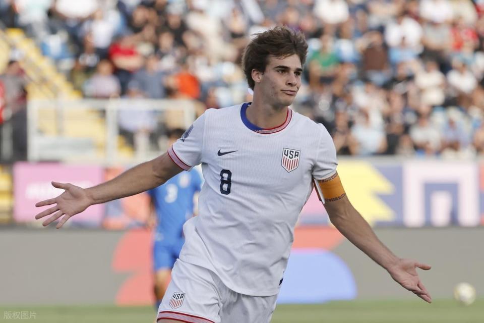 AA, 很难说, 晋级U AA, 很难说, 晋级U