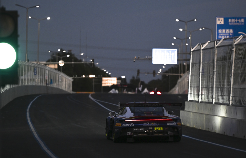 om, 当日, 波特驾驶赛